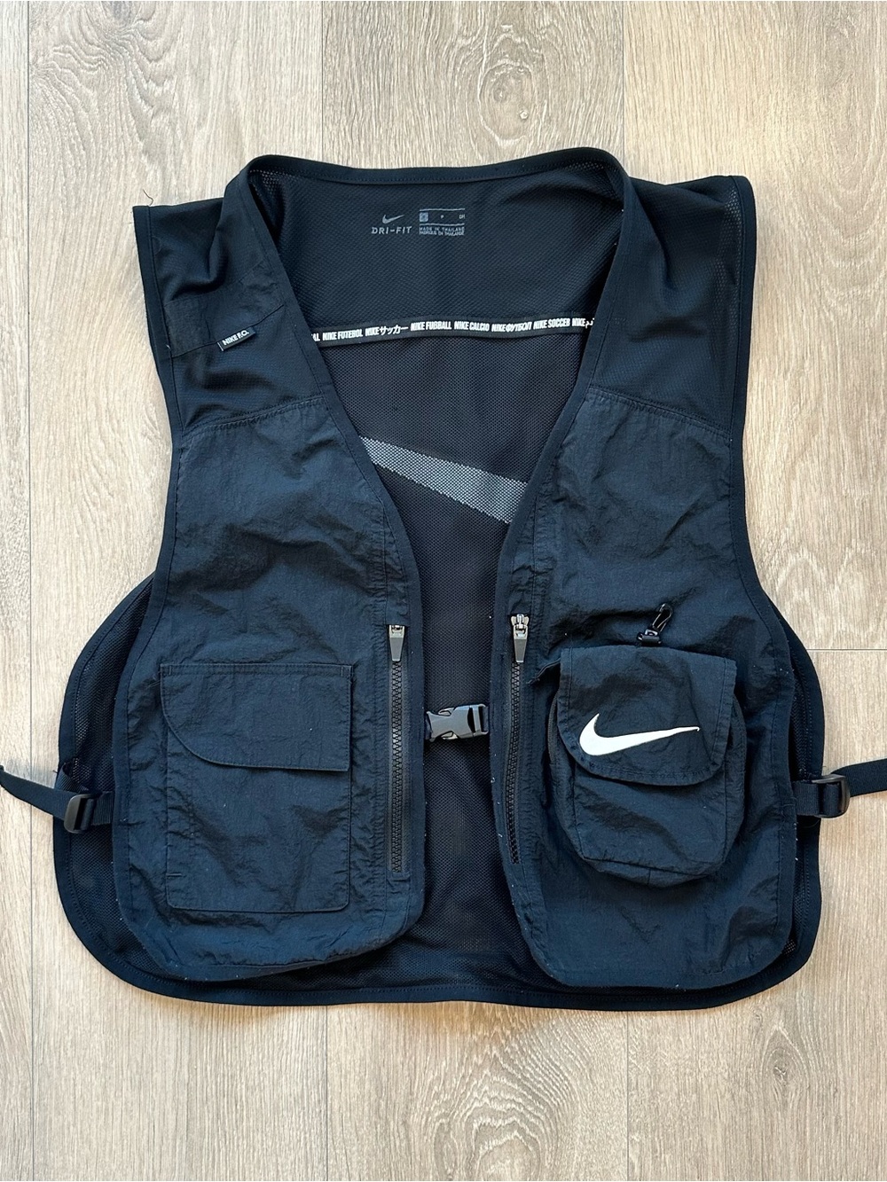 Nike F.C. Black Multi-Pocket Utility Vest with White Swoosh Size Small